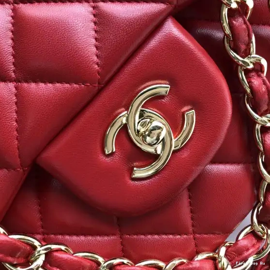 First Bag Ru CHANEL FLAP BAG 30CM 0519